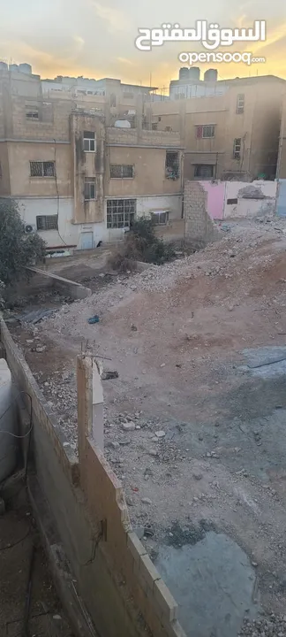 أرض سكنية للبيع – واجهة كبيرة (32.5م) وموقع استراتيجي في جبل الأميرة رحمة – مساحة 538م2