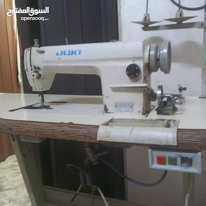 ماكنه خياطه للبيع