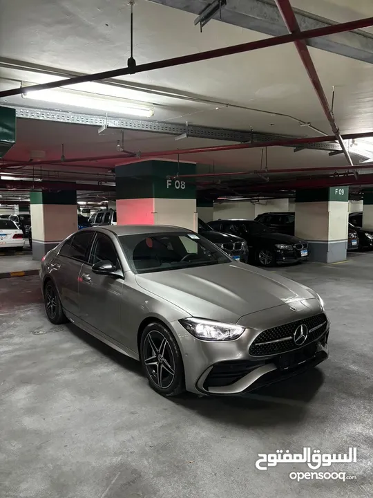 للبيع مرسيدس c200 زيروو 2023.  11الف كليو  زيروو لم ترخص من المالك مباشر  AMG night package كراس