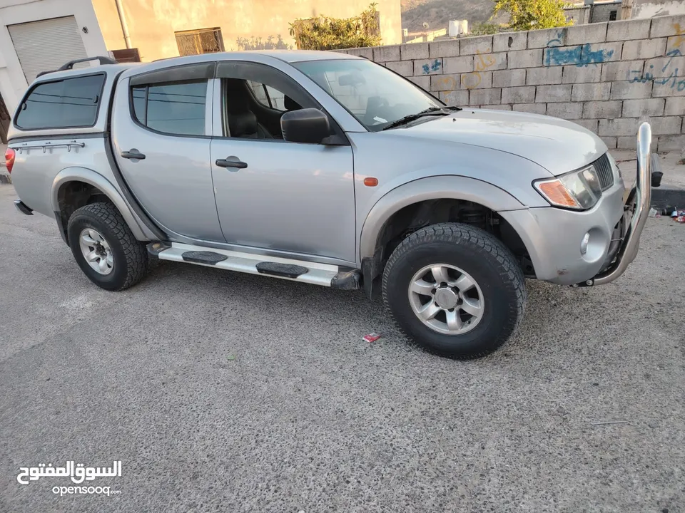 بكب ميتسوبيشي L200 2007 نضيف جدا
