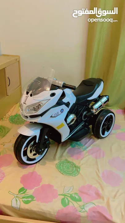 Branded kids electric bike in excellent condition just used few times.