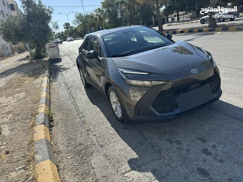 تويوتا CH-R هايبرد موديل 2024 الشكل الجديد كلياً مميزه للبيع