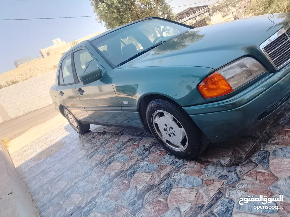 مرسيدس 1995 4جيد ولا ملاحضه