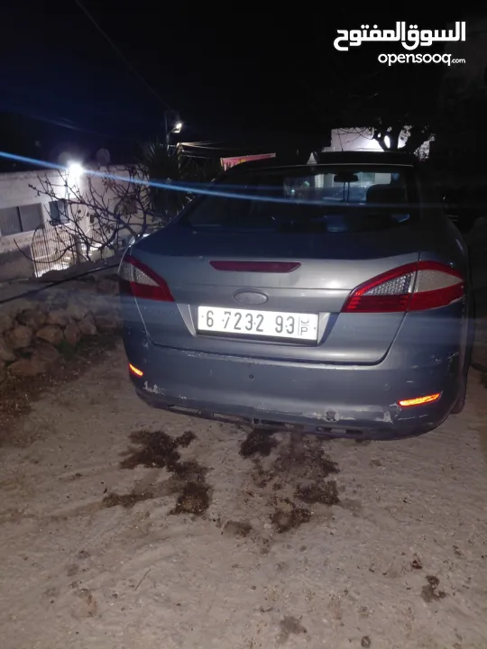 سياره فورد مونديو