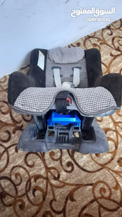 كارسيت ثلاث حركات
