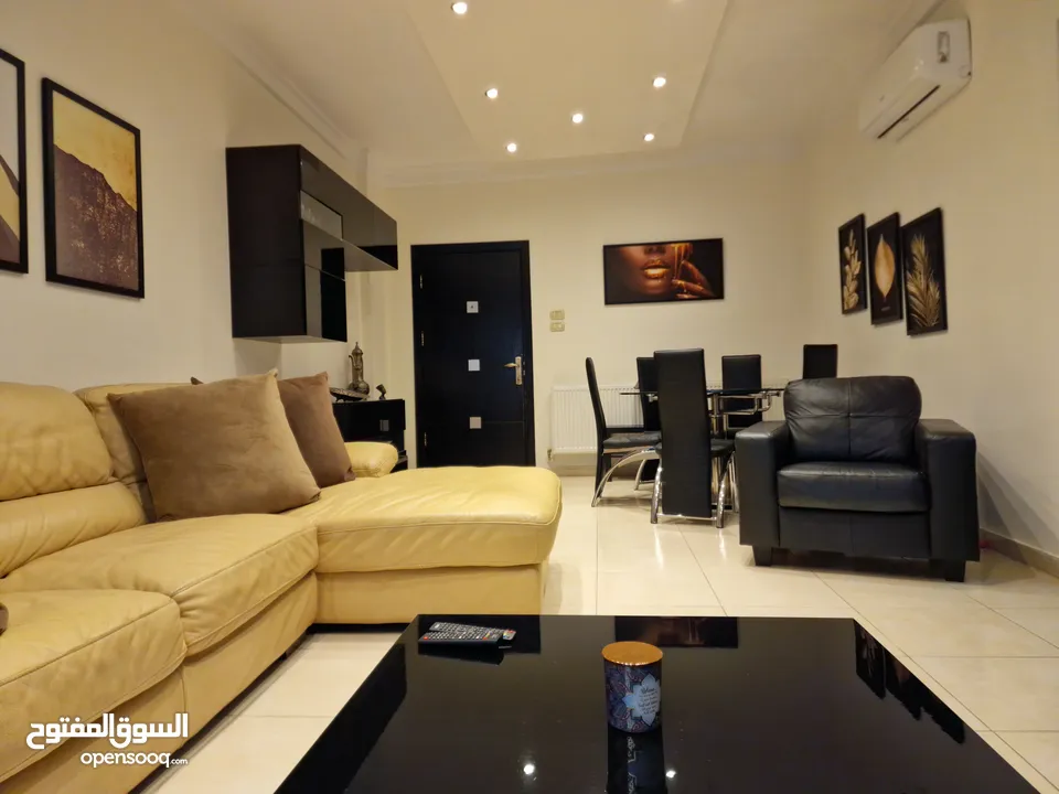 شقه بمنطقه راقية  بدير غبار للبيع