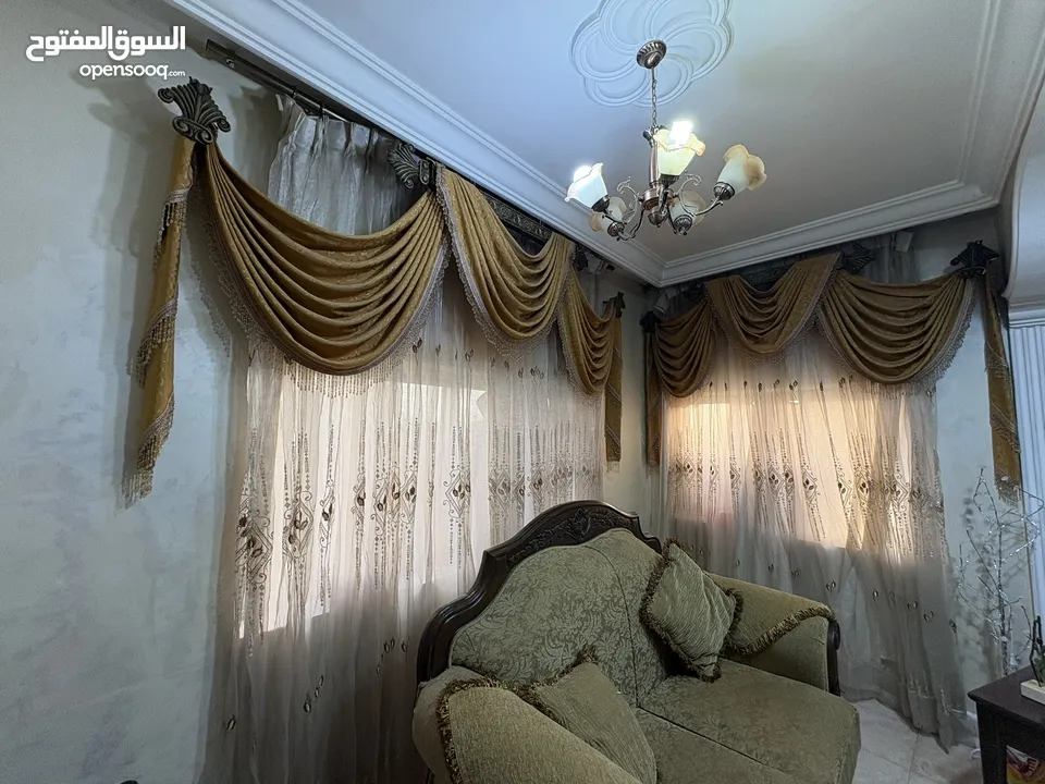 ‏طقم كنب خشب زان سبع مقاعد