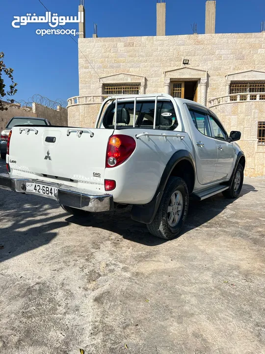 متسوبيشي L200