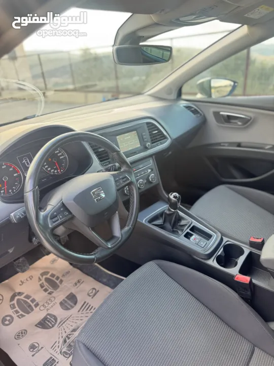 سيات ليون 18/19سيارة بحالة الوكالة شركةاصل الماني  1200 جير عادي فل إضافات عدا الفتحة  سعر مميز كاش