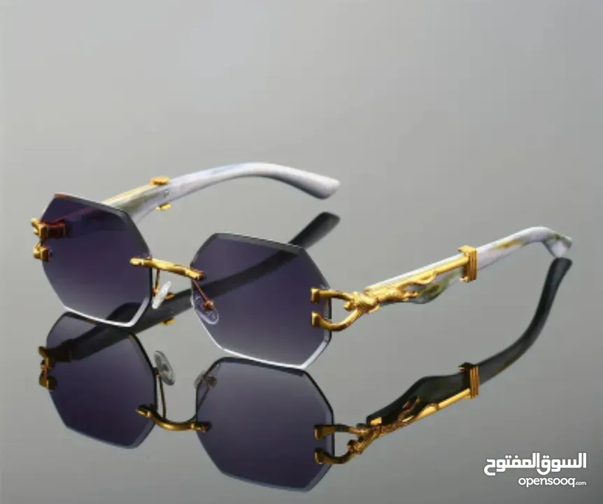 النظارة سعرها اعلى من هيك بكثير  بس لازم نخلص المنتج عشان ننزل منتج جديد  ومتوفر عنا تي شي بسعر نارر