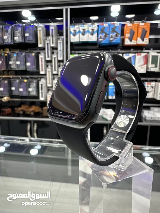 Used Apple watch series 7  ‎الساعة استخدام بسيط بطارية اصلية 93٪؜