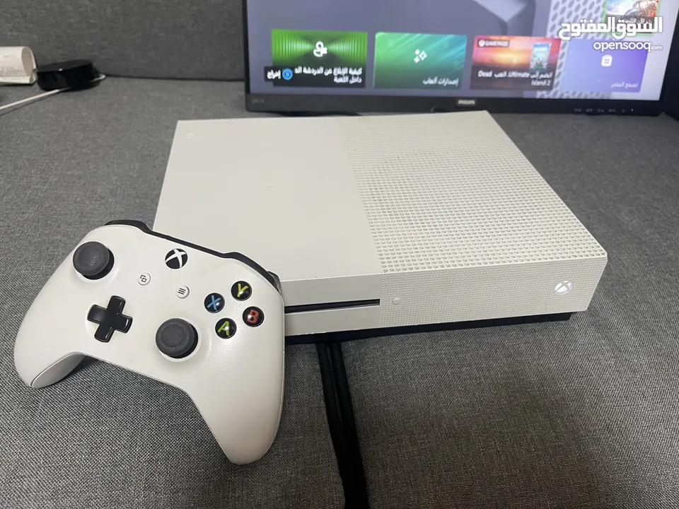 جهاز xbox one s مستعمل بحاله الجديد للبيع بسعر حرق فقط 750 للتواصل على الخاص