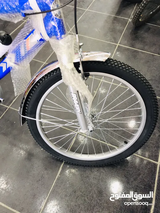 دراجة الهوائية ماركة bravery مقاس 20 inch مع سلة خلفية