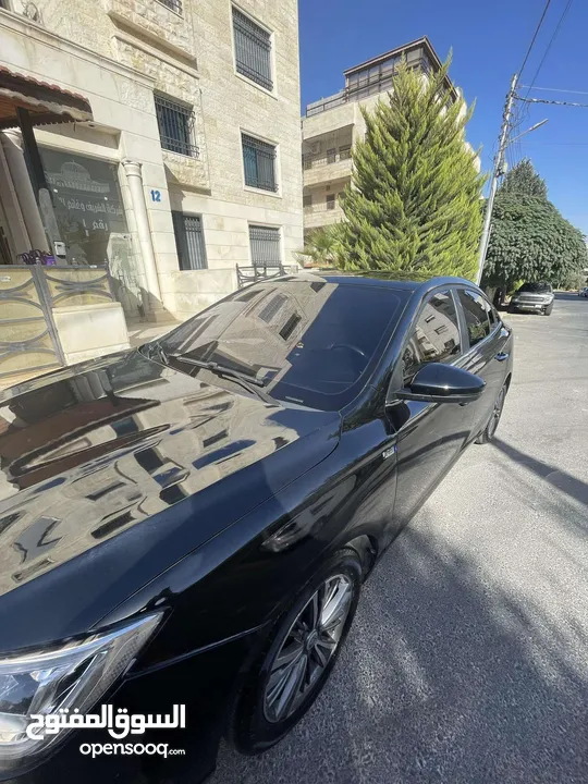 MG 5 موديل 2022 - أعلى صنف (Luxury قابل للبدل او كاش فقط)