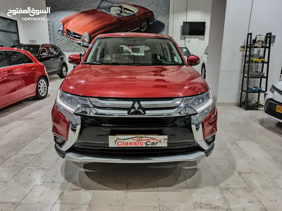 Mitsubishi Outlander 2016.   7seater