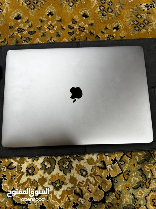 Apple Mac Book pro 16Gb 512Gb