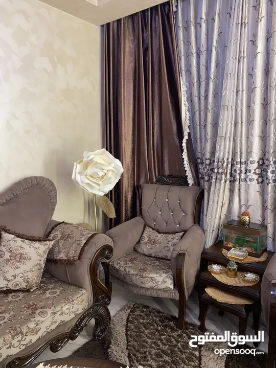 طقم كنب تفصيل خشب زان  + الطريه من احسن أنواع الطريات + البرادي من احسن أنواع البرادي