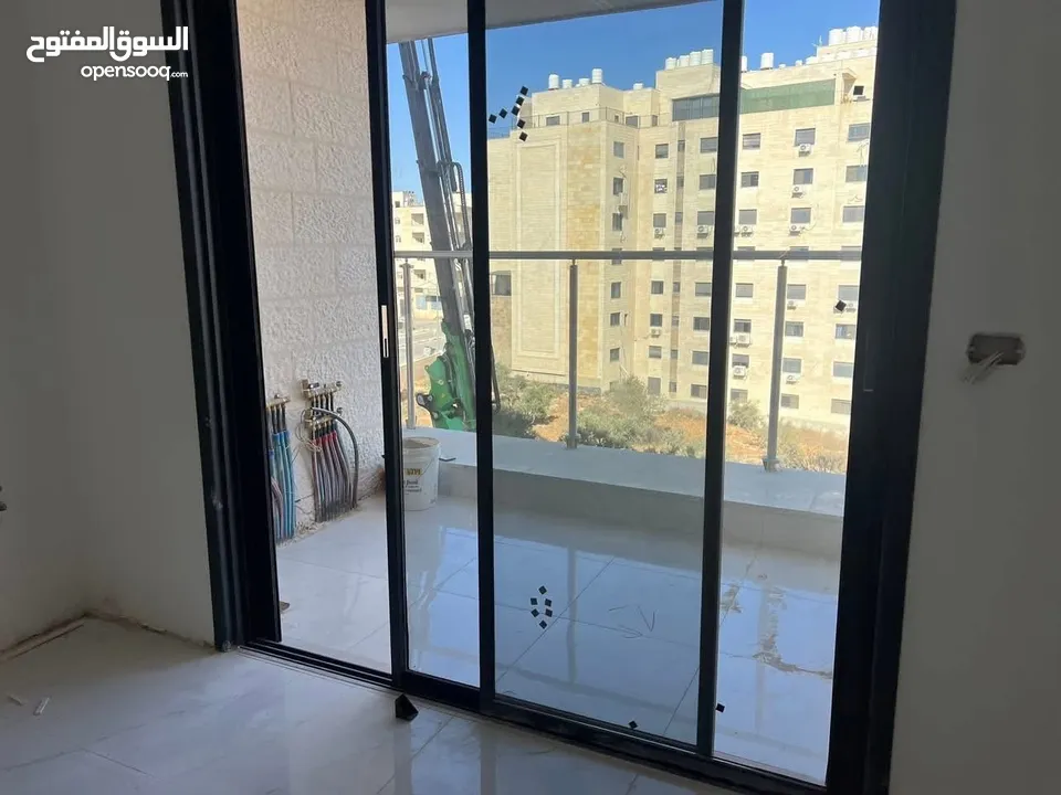 شقه جديده للبيع في سطح مرحبا موقع ممتاز