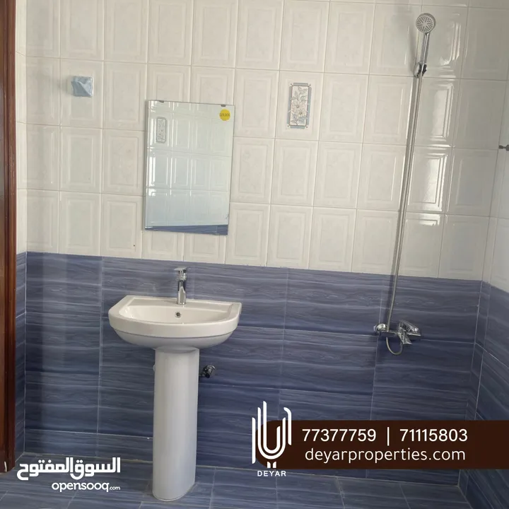 Spacious 5+ villa in al Qurum.