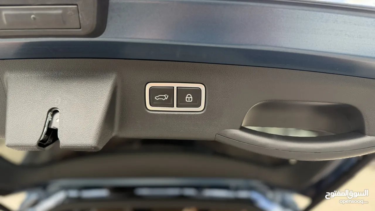 كيا سورينتو بزنز ترخيص 2023 محرك 1600 هايبرد   240 حصان دفع  4×4