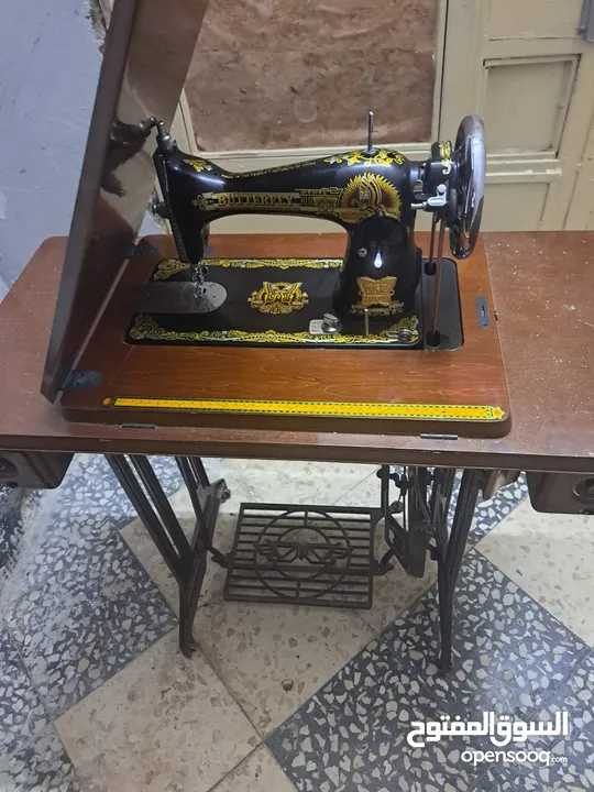 ماكينة خياطه عدد 2  بحالة الوكالة للبيع