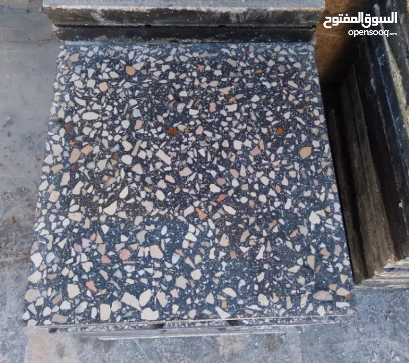 يوجد بلاط موزايكو يوجد بلاط رصيف 30×30 يوجد كندرين
