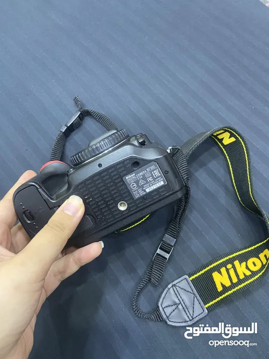 نيكون D7100