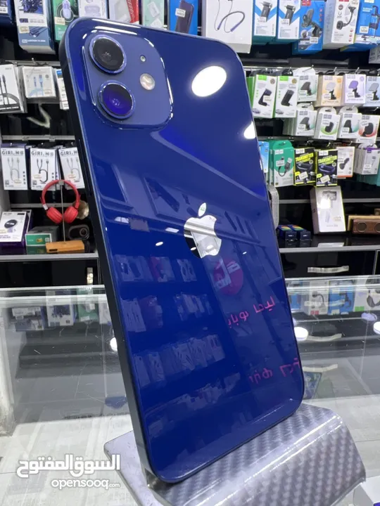 iPhone 12 (256 GB) ايفون مستعمل  مغيرله شاشة و شصي مع البطارية و الكاميرا  كله اصلي مغير  كفالة محل