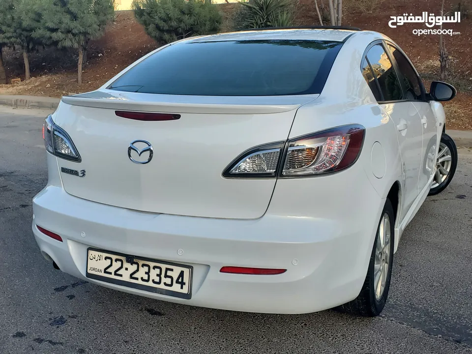 مازدا 3 زوووم موديل 2013 فل كامل مع الفتحه بأعلى صنف ومواصفات من فئتها  MAZDA 3 ZOOM MODEL 2013