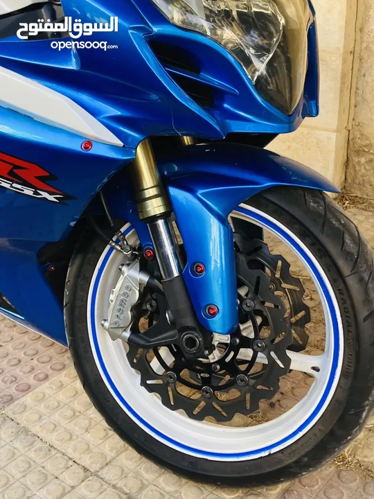 دراجة سوزوكي GSXR1000 ريس موديل 2009