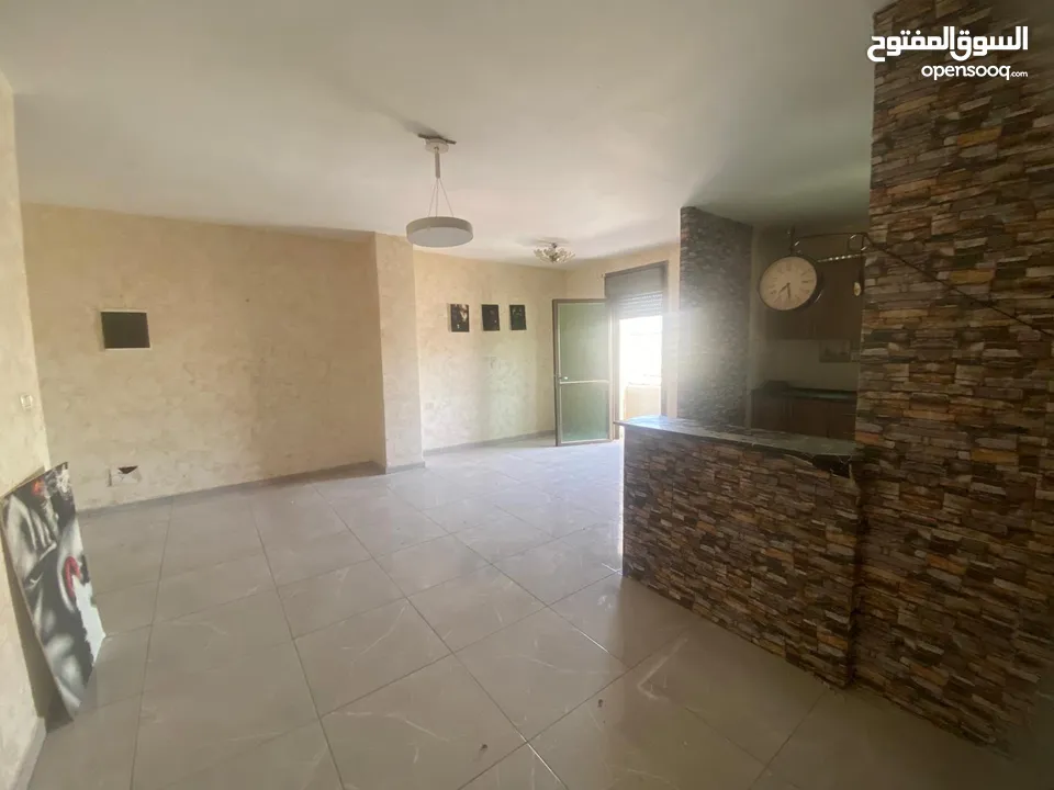 شقة مميزة بسعر مغري كفر عقب للسكن او الاستثمار