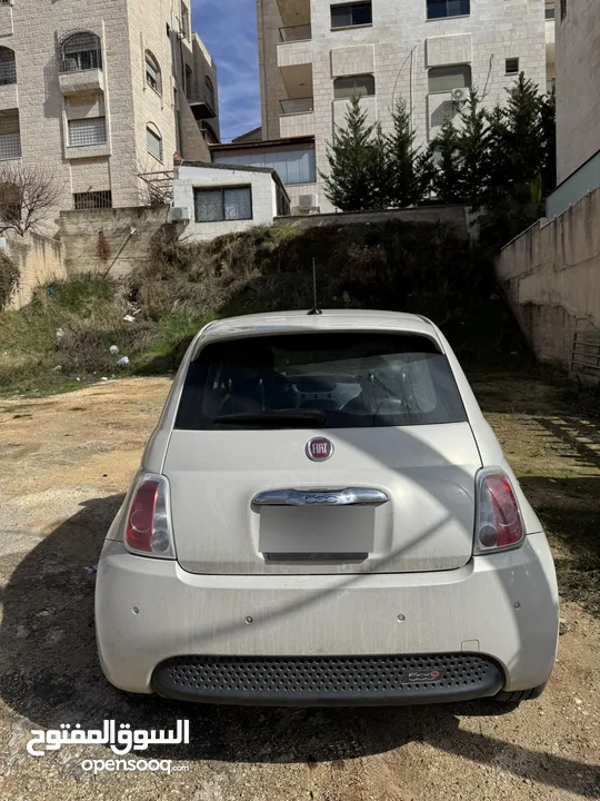 سيارة fiat 500