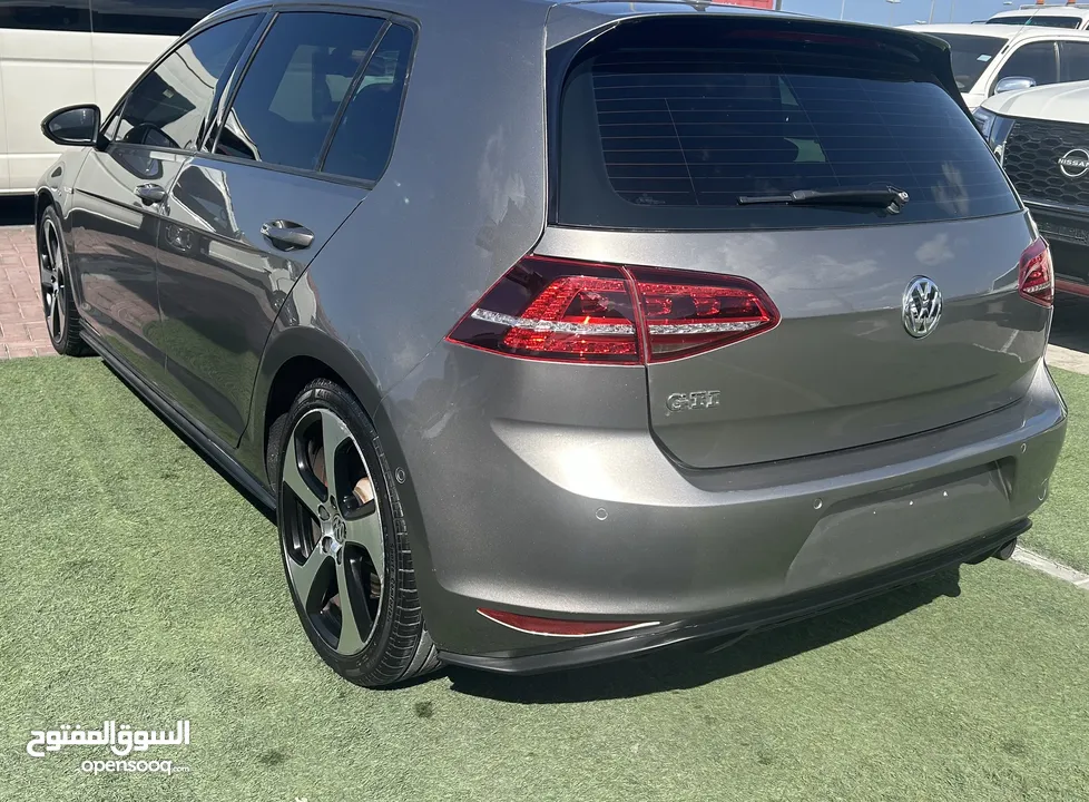 جولف GTI 2016 خليجي حاله ممتازه رقم 1