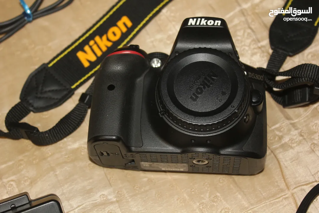 كاميرا نيكون D5300 شبه جديد