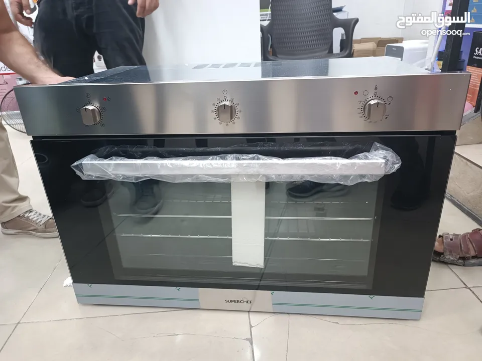 عرض نااار على فرن بلت ان سوبر شيف ايطالي 90 سم سلفر ستاتلس ستيل او اسود