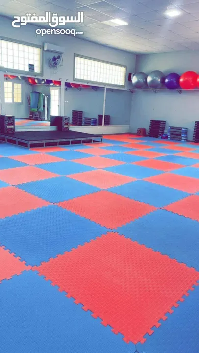 دويخة رباعية كراسي تنجيد.