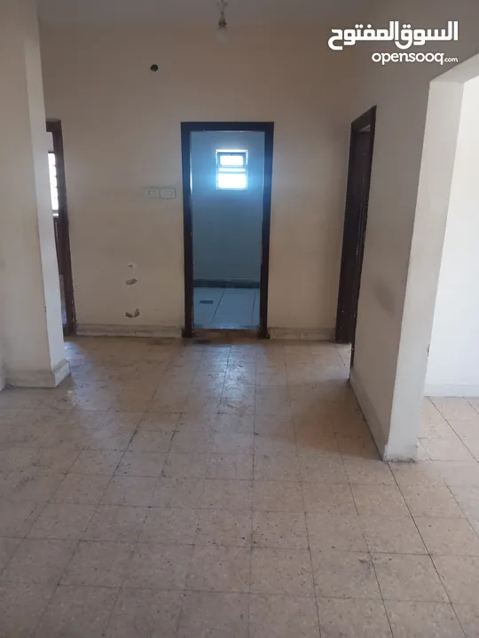 شقة طابق ثاني للايجار في الشمالي