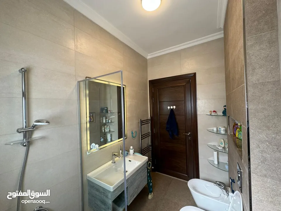 شقة 3 غرف نوم فخمة في دير غبار ( Property 37036 )-175011841