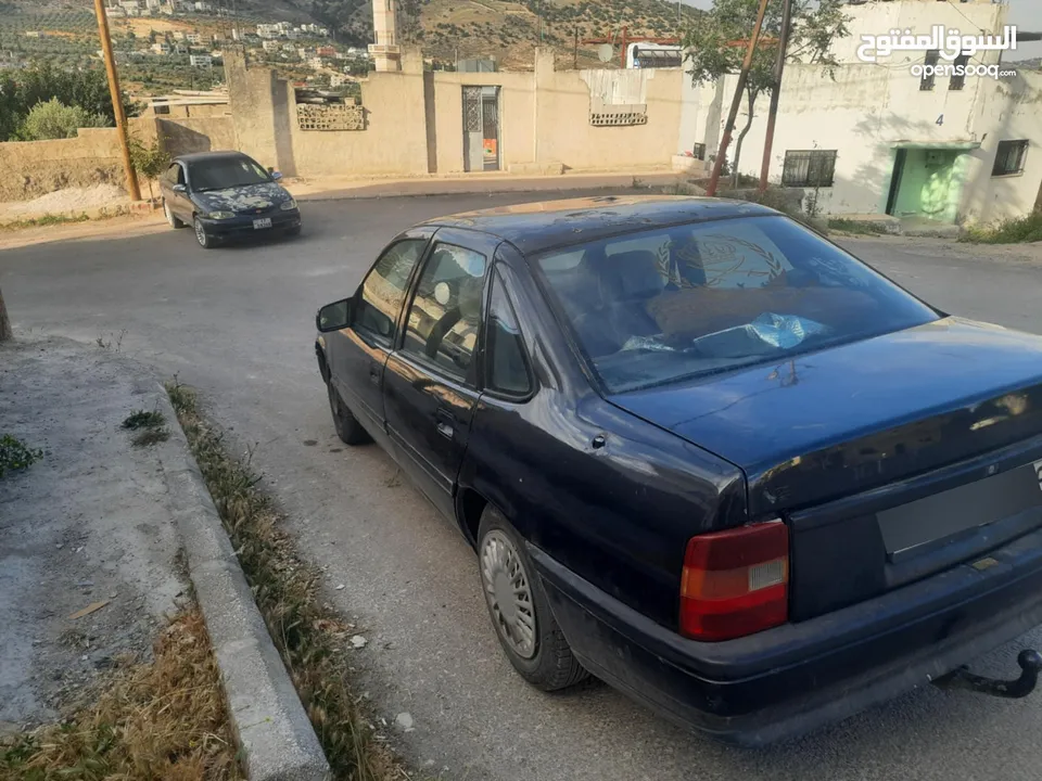 اوبل فيكترا موديل 1991