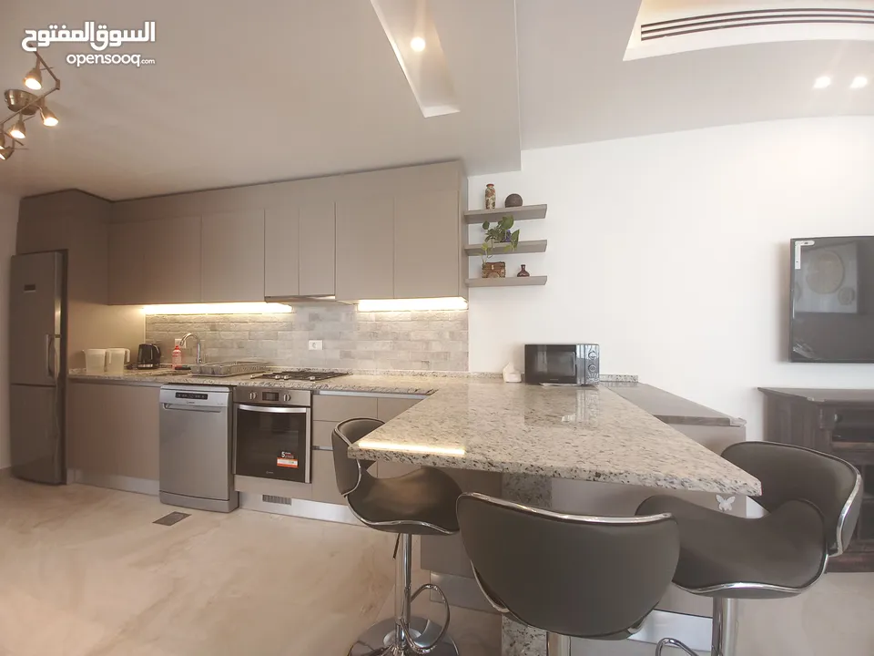 شقة مفروشة للإيجار في عبدون  ( Property 33946 )-175037762