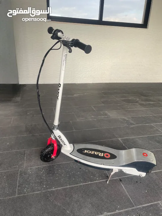 Razor - E200 Electric Scooter