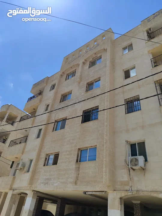 ستوديو للبيع عند اشارة النسيم