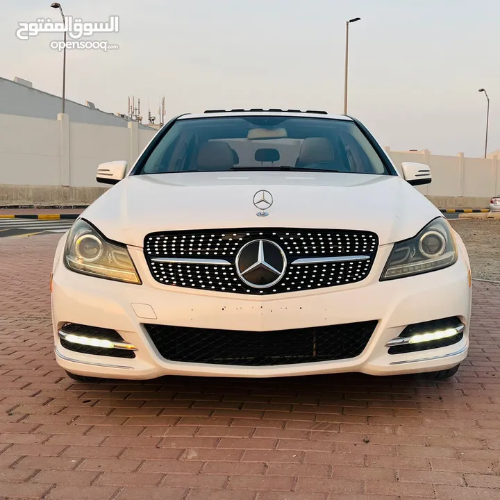 MERCEDES C300 2013 FULL OPTION