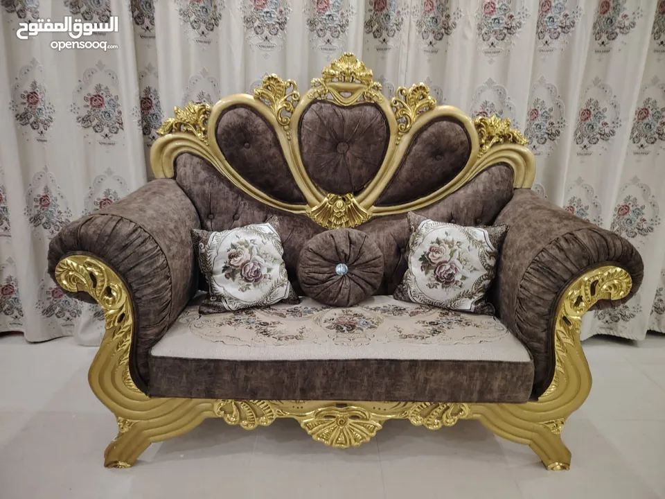 طقم كنب طقم طاولات