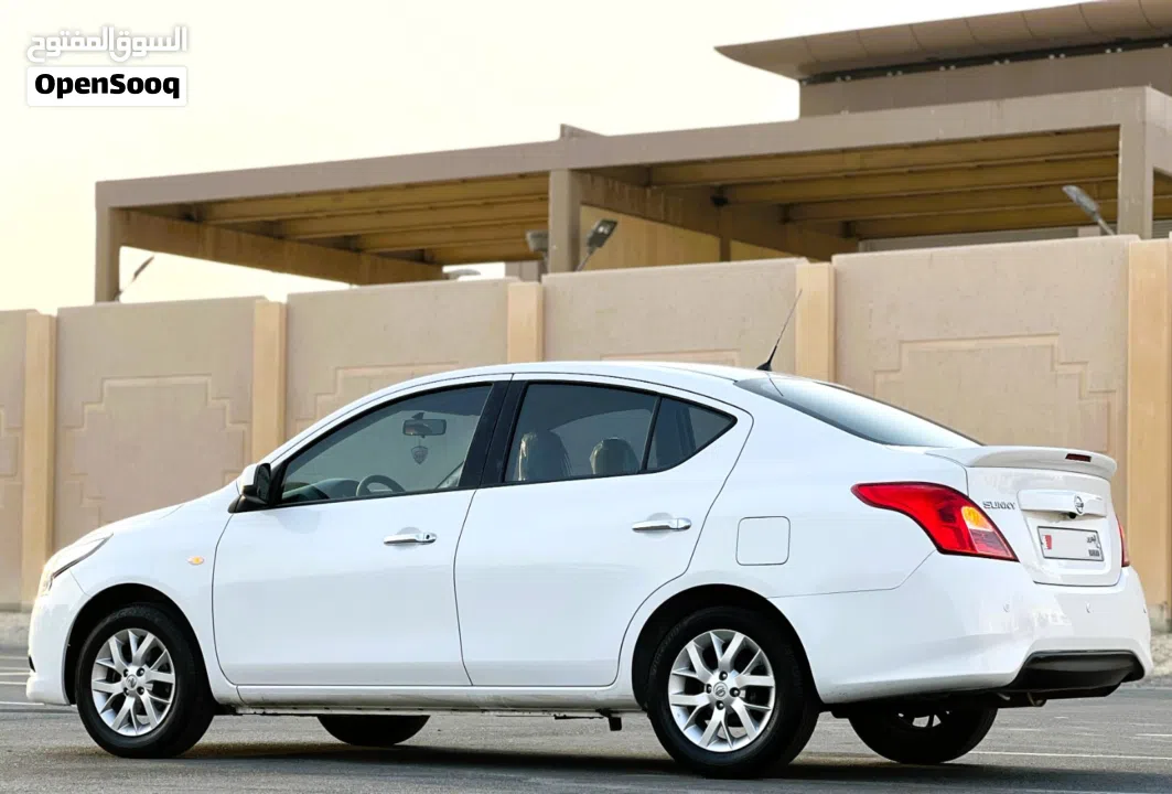 NISSAN SUNNY  2022  Full Option  Only 42000 Kms  Single Owner used