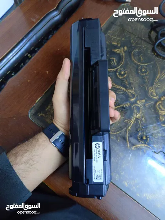 طابعة HP107W ليزر للبيع المستعجل