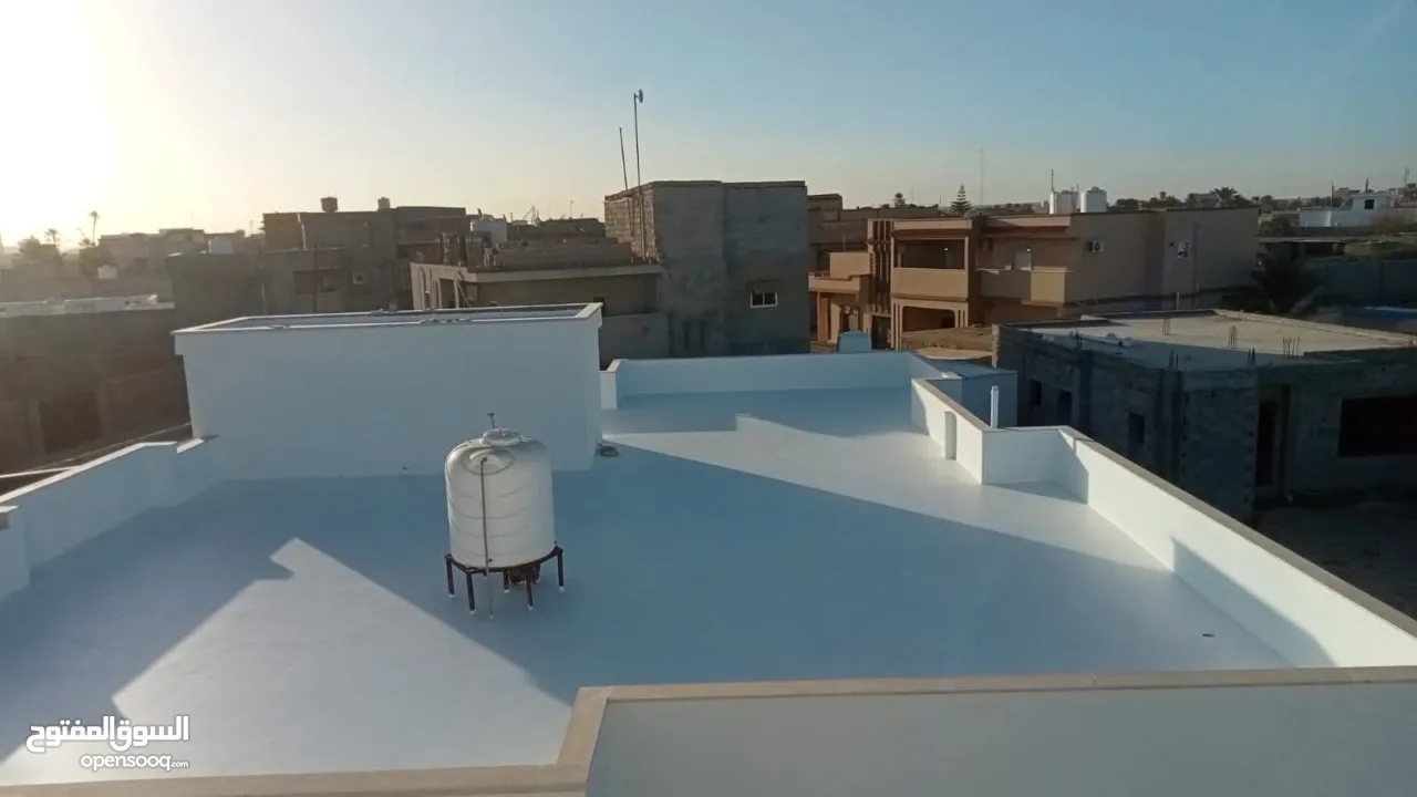 سامر لاعمال العزل