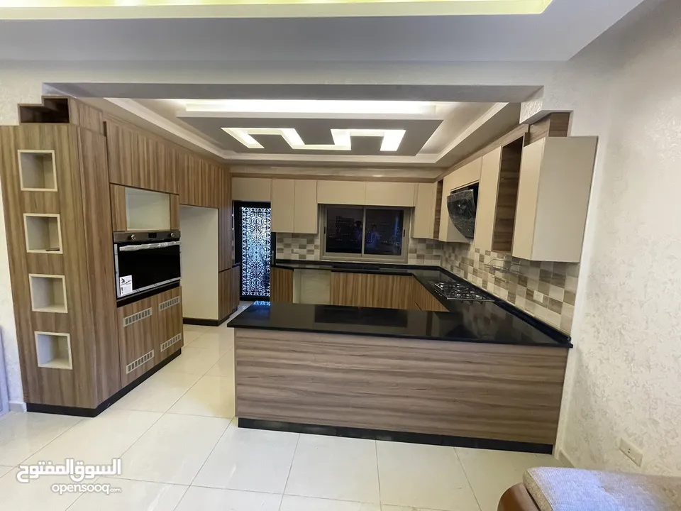 مطابخ خشب  مطابخ اللمنيوم أماراتي بجميع الألوان بكفالة 10 سنوات