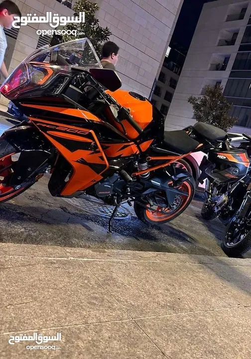 دراجة Ktm rc 200