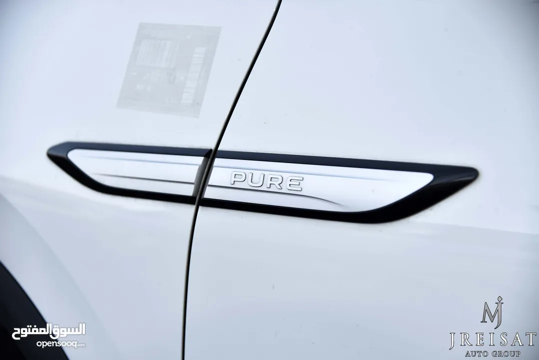 فولكس فاجن ID.6 كروز بيور كهربائية بالكامل 2022 Volkswagen ID.6 Crozz Pure SUV EV